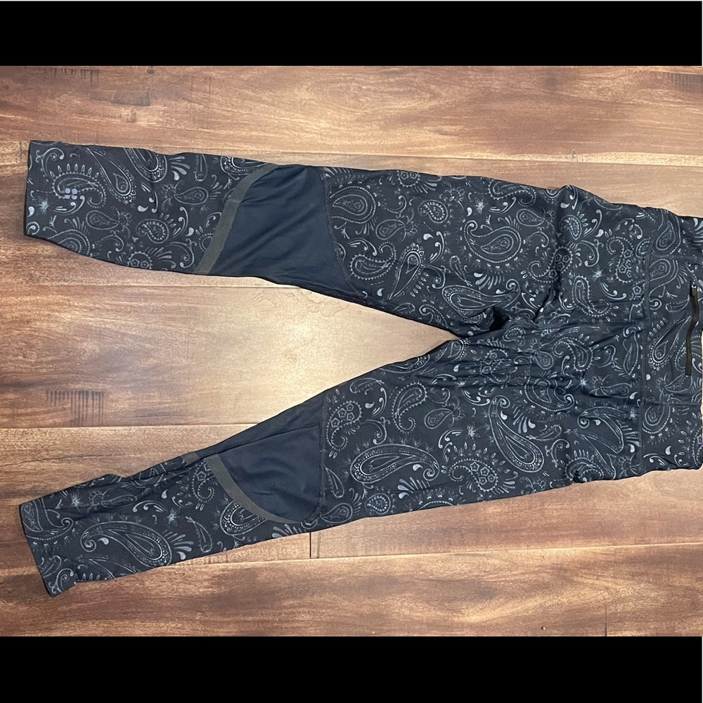 Sweaty Betty Activewear Leggings | Size Small